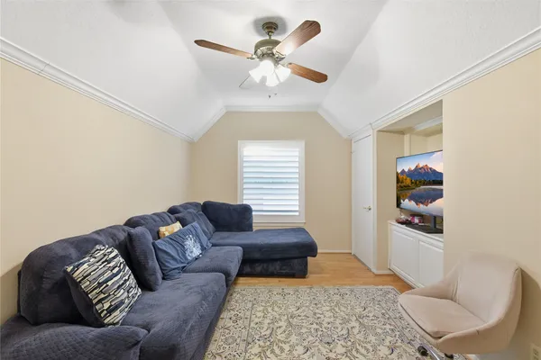 $3,800 | 14602 Cobre Valley Drive, Houston, TX 77062