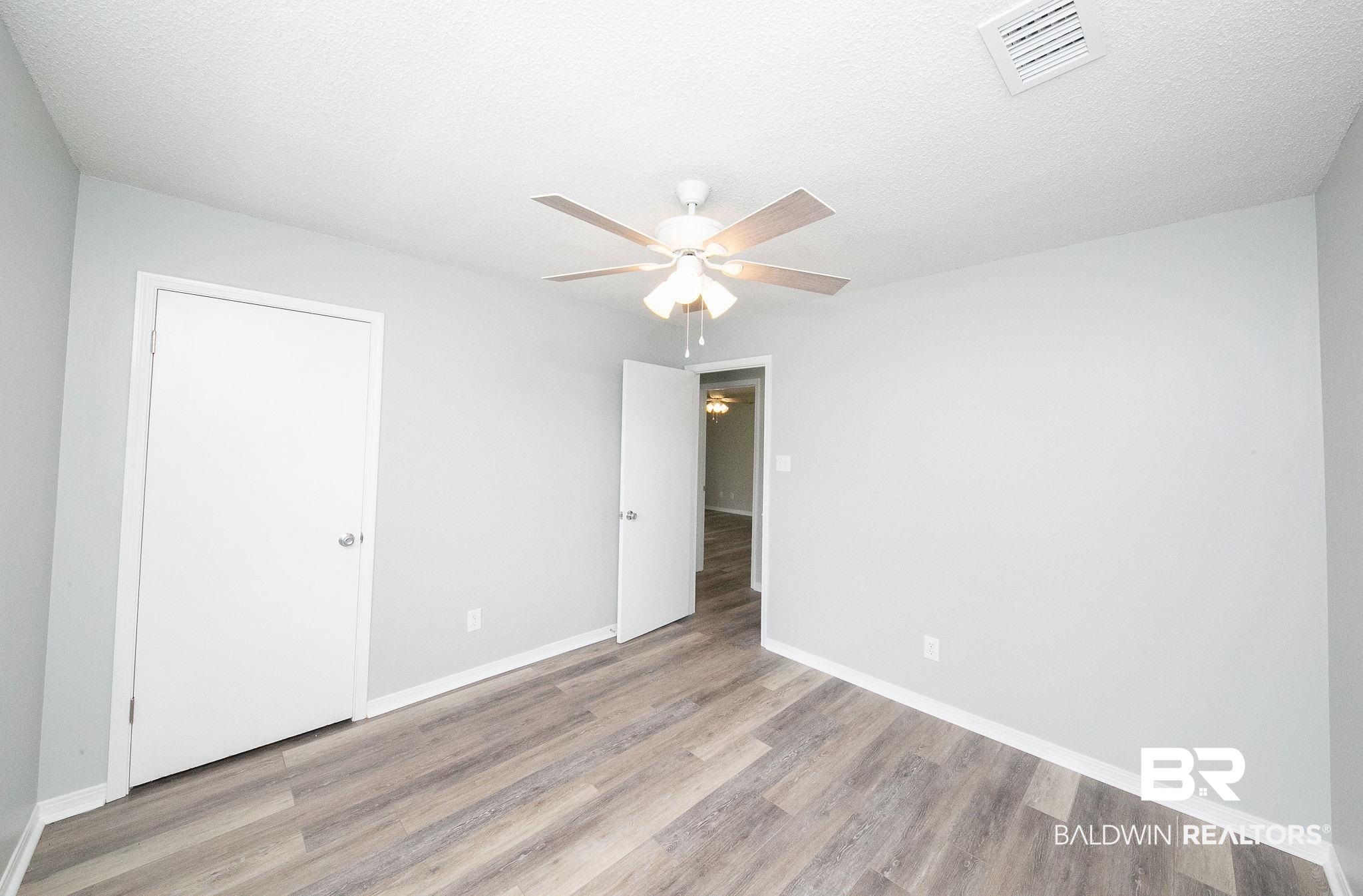 513 West Rose Avenue Foley, AL 36535 - Photo 39 of 50