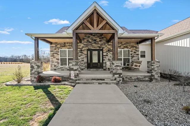 $497,500 | 431 Rose Drive, Decherd, TN 37324