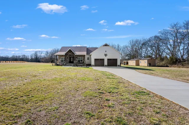 $497,500 | 431 Rose Drive, Decherd, TN 37324