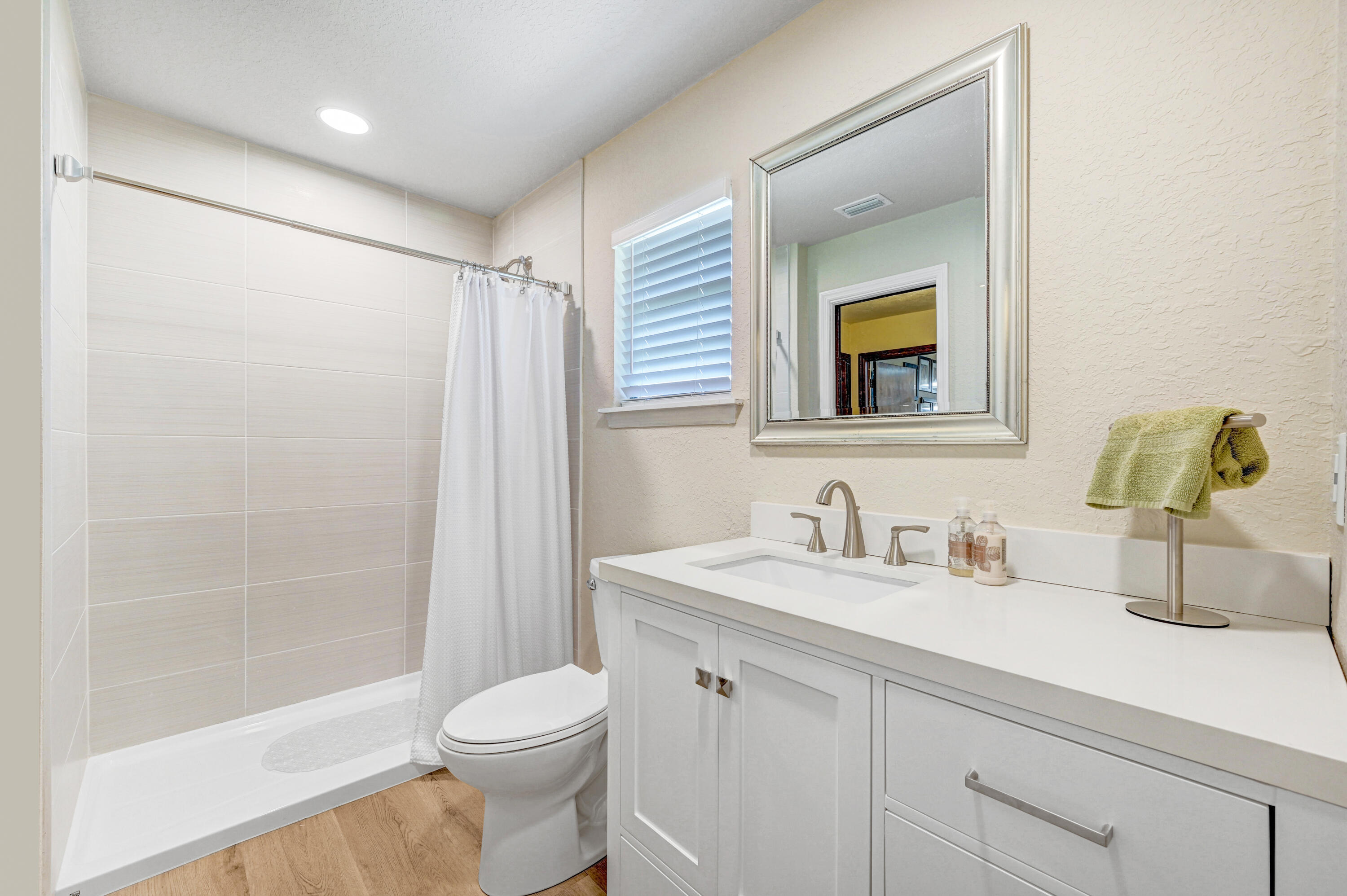 273 Sandy Run Melbourne, FL 32940 - Photo 38 of 61 DSC_4269