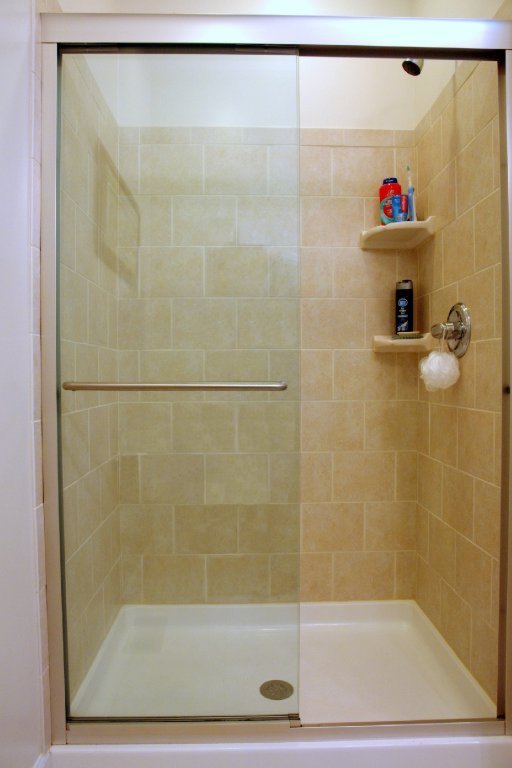 605 Dripping Springs Road Monterey, TN 38574 - Photo 26 of 40 MBA - WALK-IN SHOWER