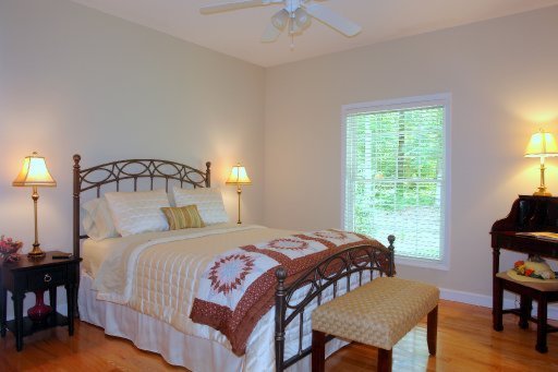 605 Dripping Springs Road Monterey, TN 38574 - Photo 27 of 40 GUEST BEDROOM