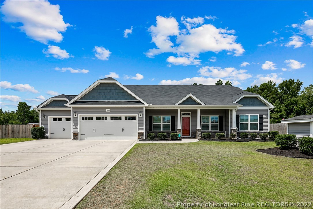 6825 Hunters Den Road, Hope Mills, NC 28348 Compass