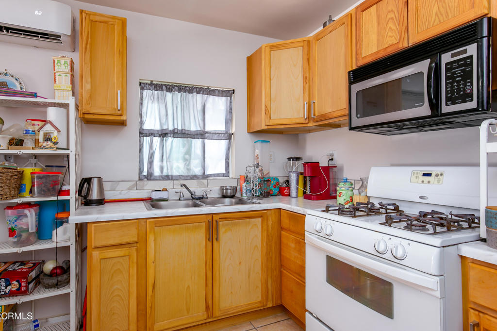 45027 Division Street Lancaster, CA 93535 - Photo 25 of 27