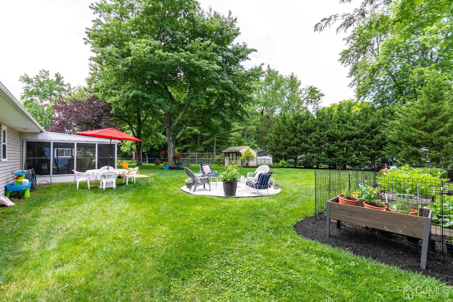 5 Stockton Road Monmouth Junction, NJ 08852 - Photo 40 of 49 Beautiful Backyard