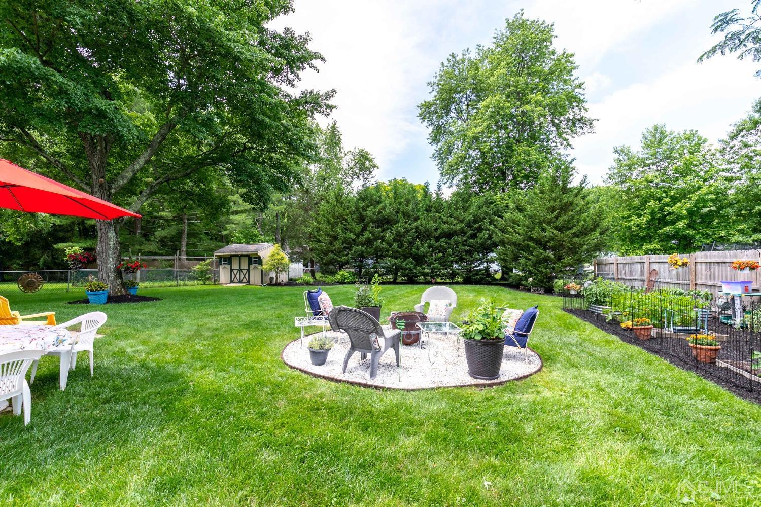 5 Stockton Road Monmouth Junction, NJ 08852 - Photo 42 of 49 Enjoy Days and Nights Outside
