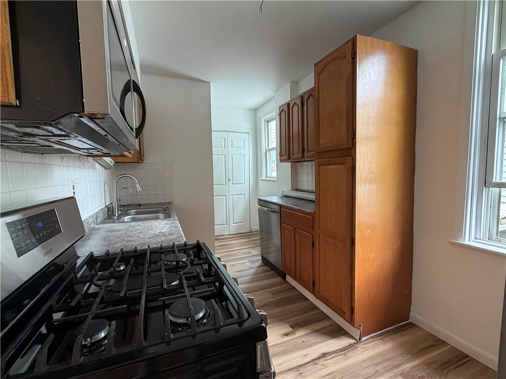 467 Reno Street Rochester, PA 15074 - Photo 6 of 13