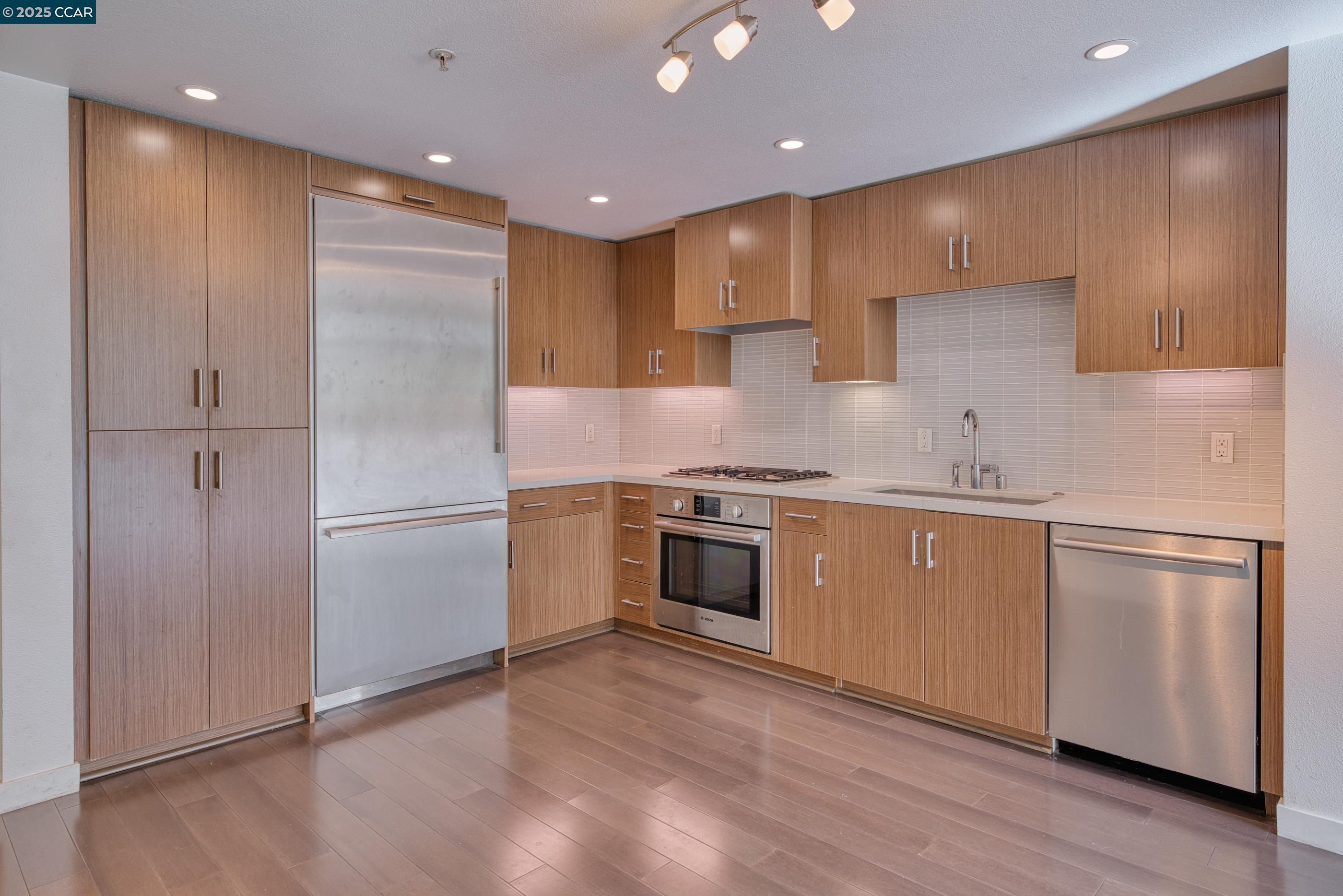 2655 Bush Street, Unit 110 San Francisco, CA 94115 - Photo 23 of 52