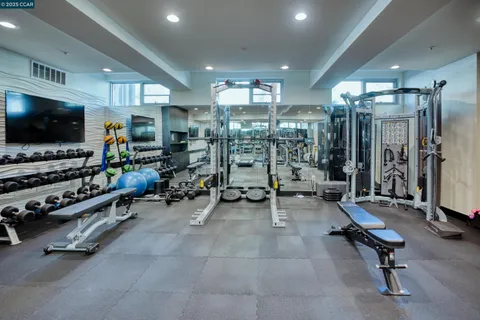 $749,000 | 2655 Bush Street, Unit 110, San Francisco, CA 94115