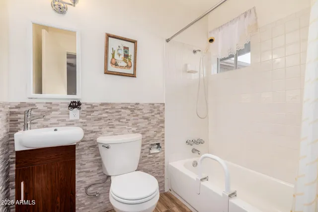 $275,000 | 144 Peretz Circle, Morristown, AZ 85342