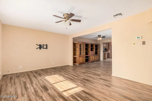 $275,000 | 144 Peretz Circle, Morristown, AZ 85342