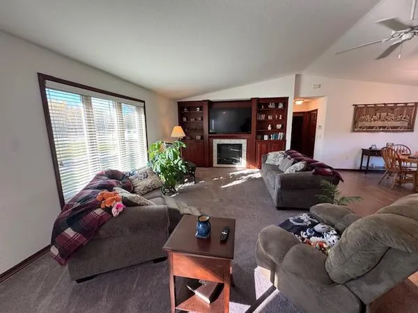 $274,900 | 1175 Front Street, Staples, MN 56479