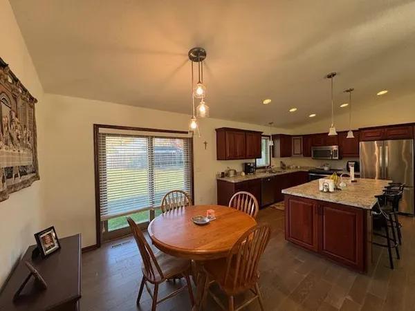 $274,900 | 1175 Front Street, Staples, MN 56479