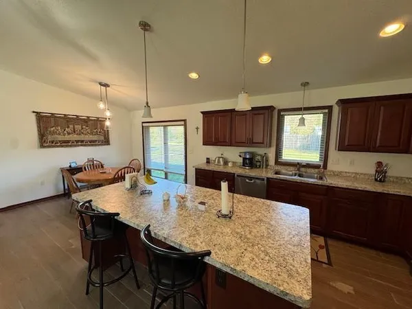 $274,900 | 1175 Front Street, Staples, MN 56479