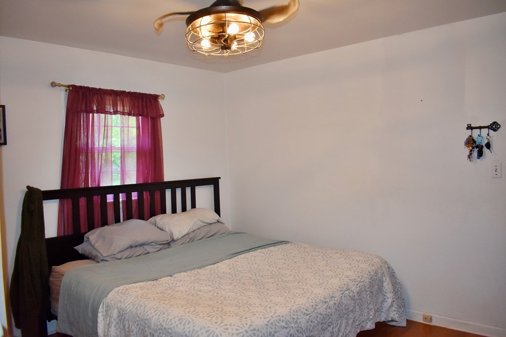 11627 Jenkins Road Soddy-Daisy, TN 37379 - Photo 13 of 18 Gallery Image 13