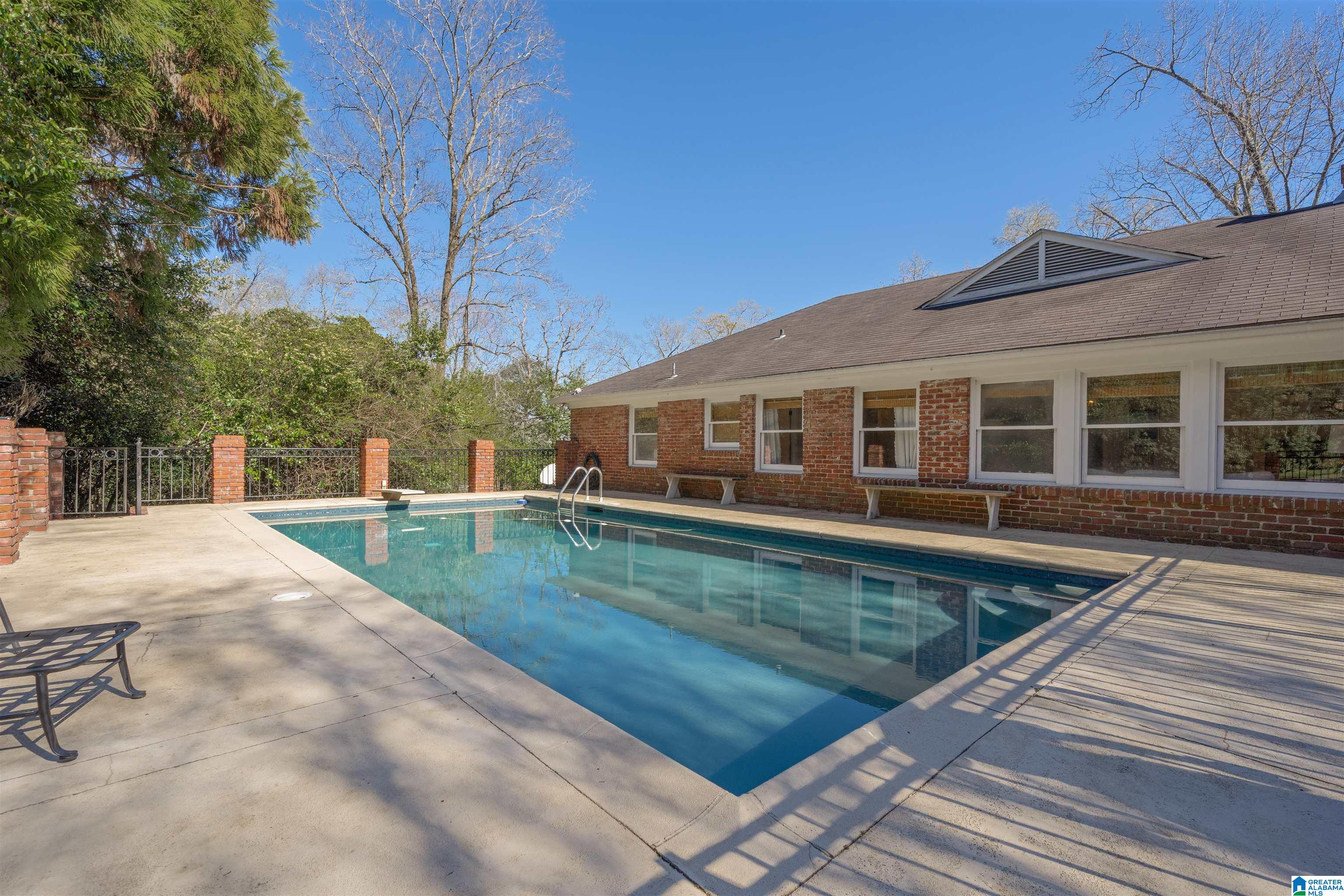 3328 North Woodridge Road Birmingham, AL 35223 - Photo 24 of 33
