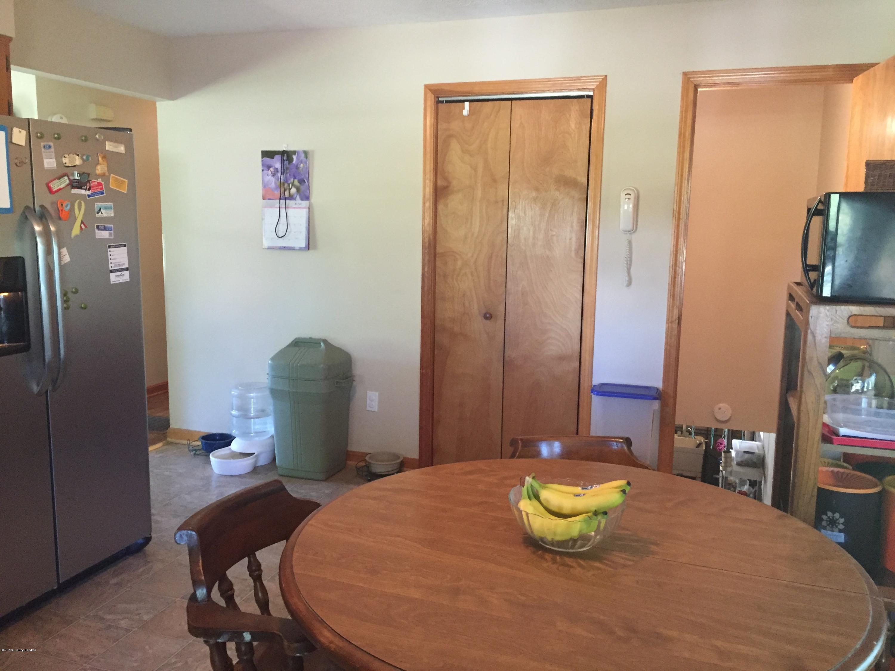 1600 Fairground Road Brandenburg, KY 40108 - Photo 18 of 35 Eat In Kitchen