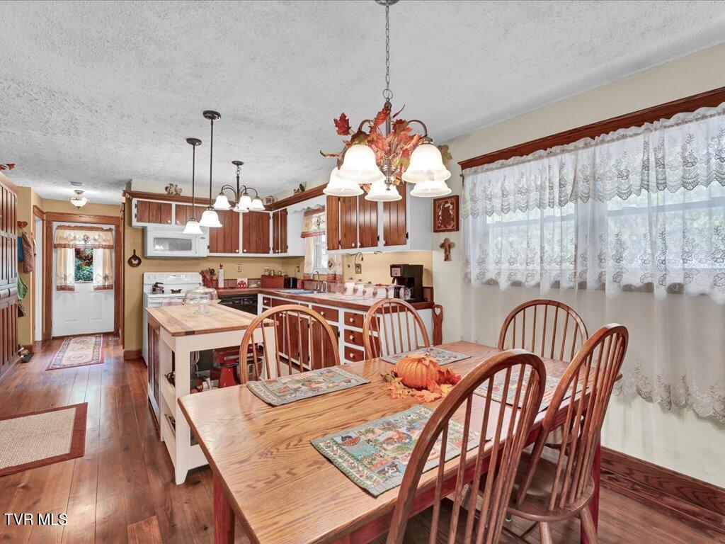 434 Henry Clark Lane Rutledge, TN 37861 - Photo 9 of 46 434 Henry Clark - 8