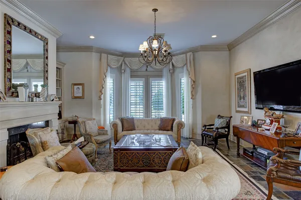 $8,999 | 13703 Lakeshore Way Cove, Houston, TX 77077