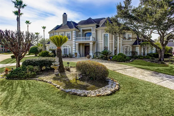 $8,999 | 13703 Lakeshore Way Cove, Houston, TX 77077