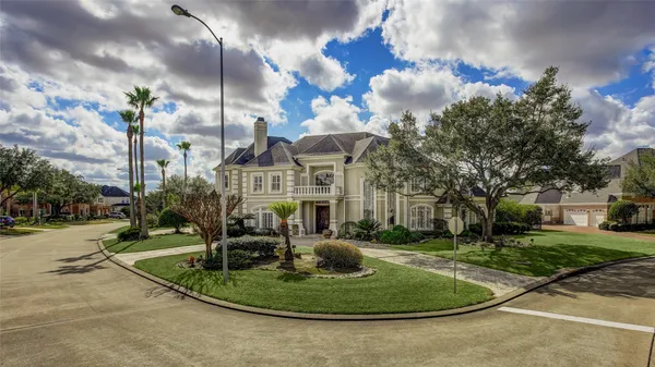 $8,999 | 13703 Lakeshore Way Cove, Houston, TX 77077