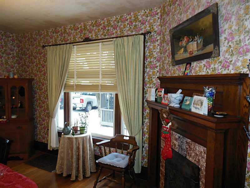 820 Chestnut Street Indiana, PA 15701 - Photo 9 of 11 Dining Room.