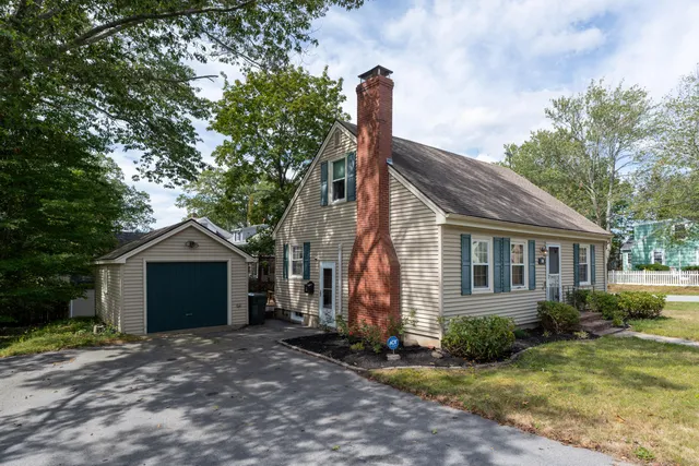 $489,000 | 124 Westbrook Street, South Portland, ME 04106