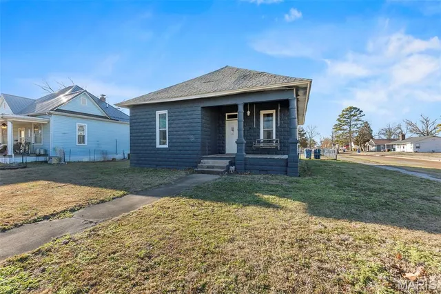 $130,000 | 201 South 3rd Street, Chaffee, MO 63740