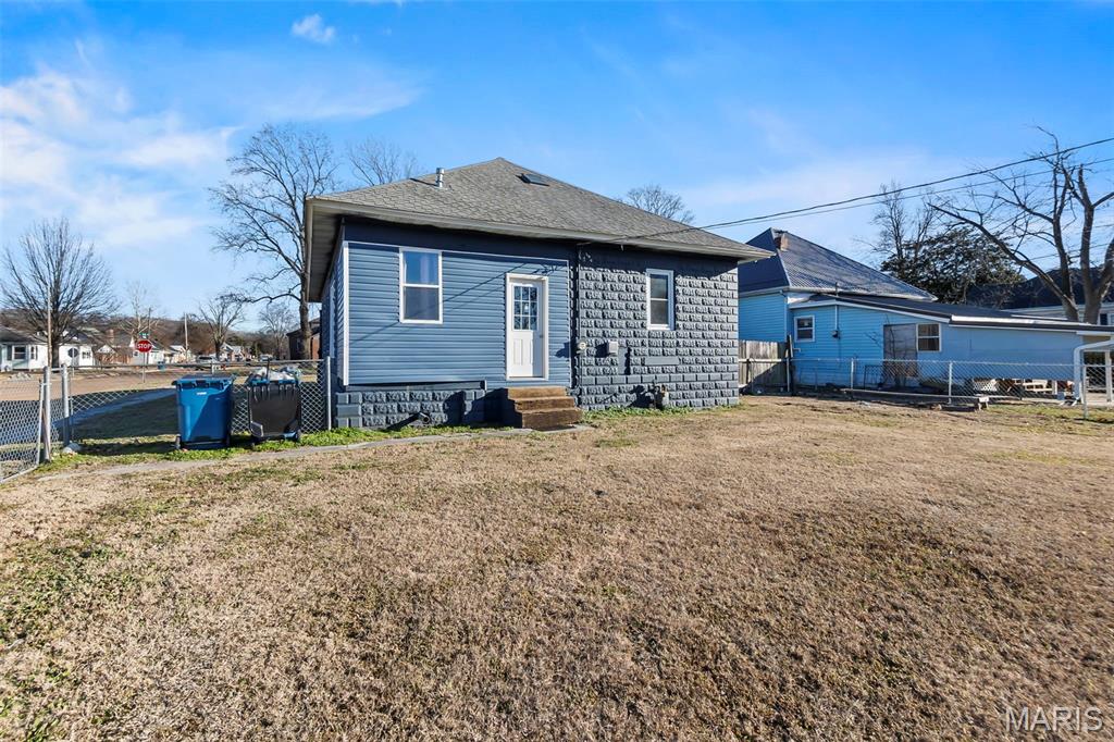 201 South 3rd Street Chaffee, MO 63740 - Photo 5 of 21