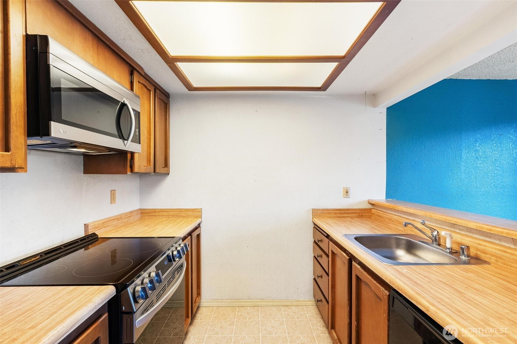820 Cady Road, Unit E204 Everett, WA 98203 - Photo 7 of 16