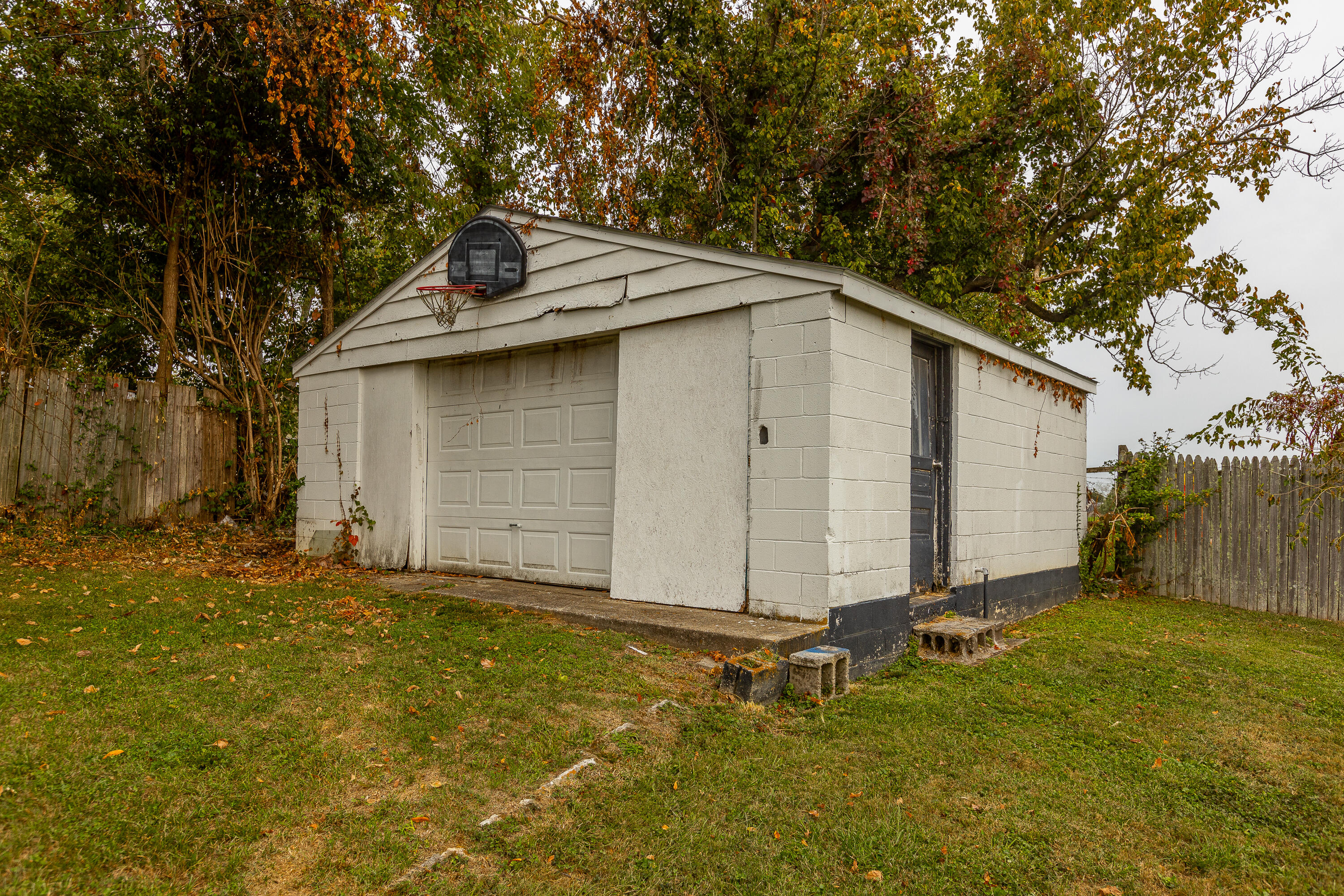 222 Locust Grove Road Winchester, KY 40391 - Photo 27 of 30 222 Locust Grove