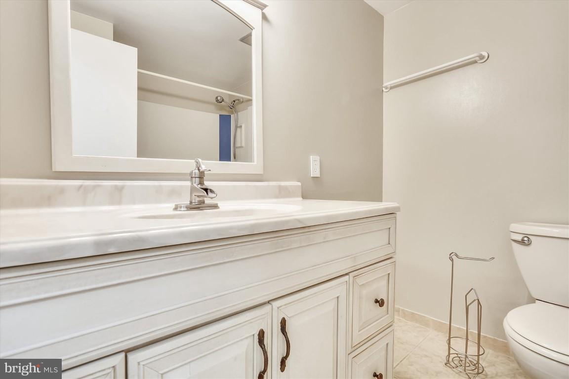 8362 Magic Leaf Road Springfield, VA 22153 - Photo 19 of 30 Bath