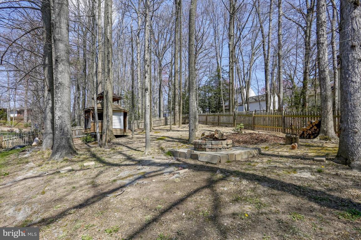 8362 Magic Leaf Road Springfield, VA 22153 - Photo 24 of 30 Exterior (Rear)