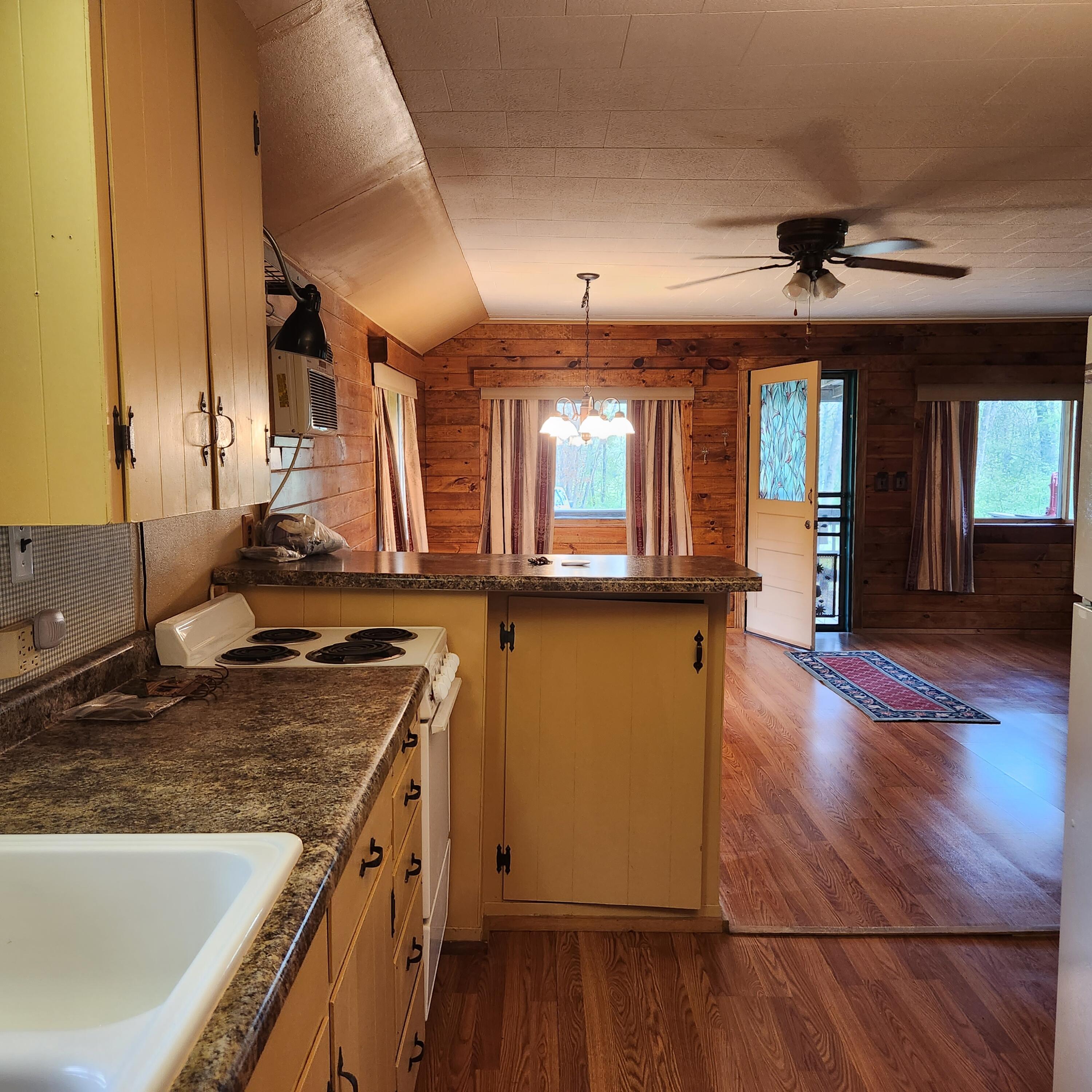 11333 Willow Road Bitely, MI 49309 - Photo 5 of 28 20230724_161129