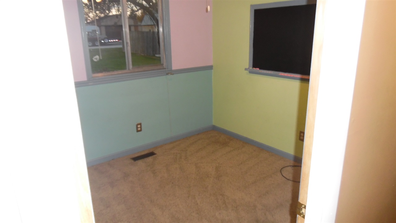 62 Westgate Road Bluffton, IN 46714 - Photo 11 of 15 Gallery Image 11