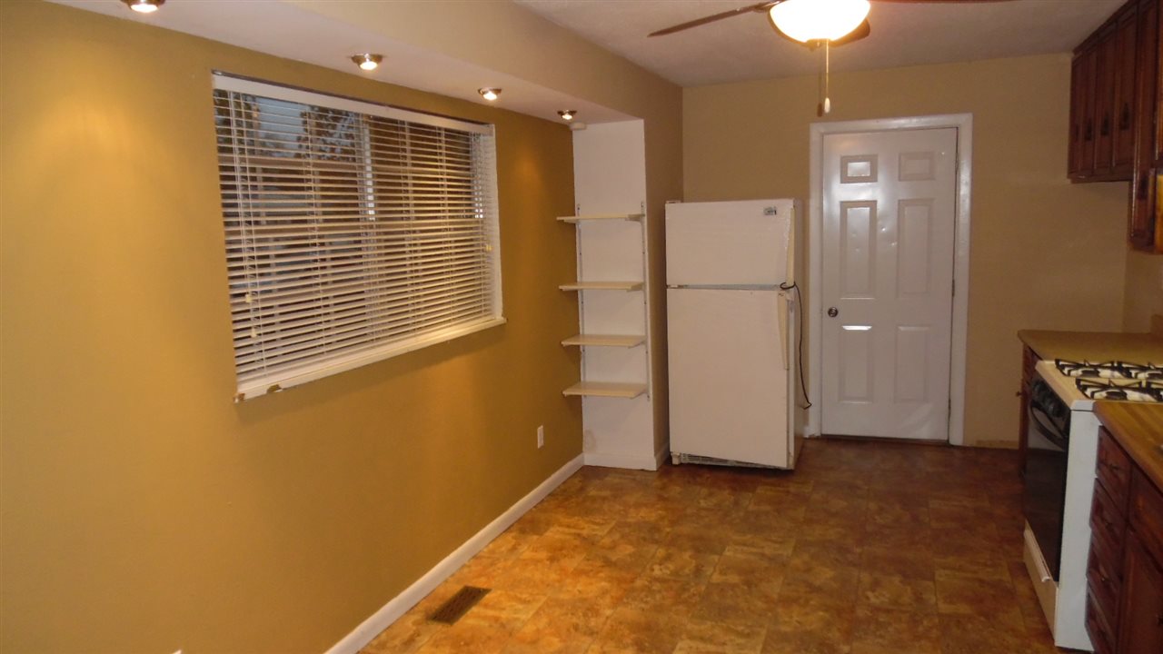 62 Westgate Road Bluffton, IN 46714 - Photo 4 of 15 Gallery Image 4