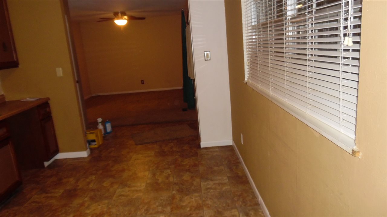 62 Westgate Road Bluffton, IN 46714 - Photo 5 of 15 Gallery Image 5