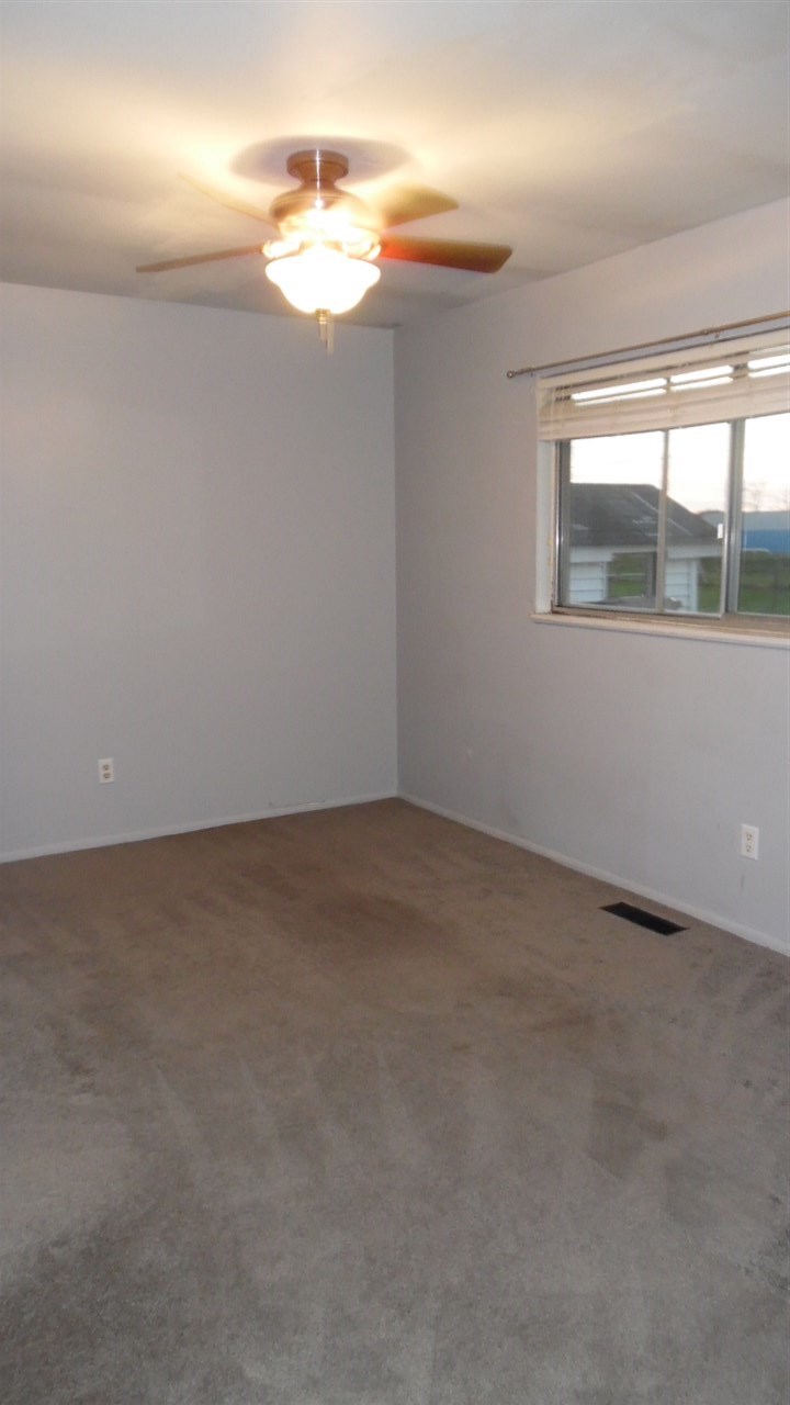 62 Westgate Road Bluffton, IN 46714 - Photo 9 of 15 Gallery Image 9