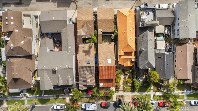 $5,995 | 514 9th Street, Huntington Beach, CA 92648