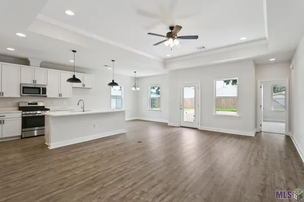 $315,000 | 213 Barton Avenue, Luling, LA 70070