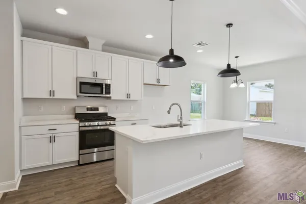$315,000 | 213 Barton Avenue, Luling, LA 70070