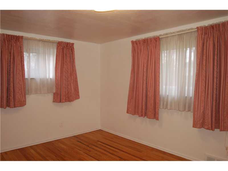 3832 Shepard Road Gibsonia, PA 15044 - Photo 5 of 13 Master Bedroom.