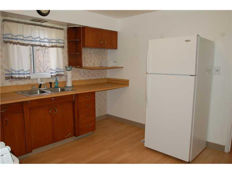 3832 Shepard Road Gibsonia, PA 15044 - Photo 9 of 13 Kitchen.