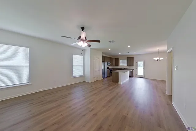 $1,995 | 107 Teddy Lane, Lafayette, LA 70507