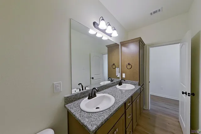 $1,995 | 107 Teddy Lane, Lafayette, LA 70507