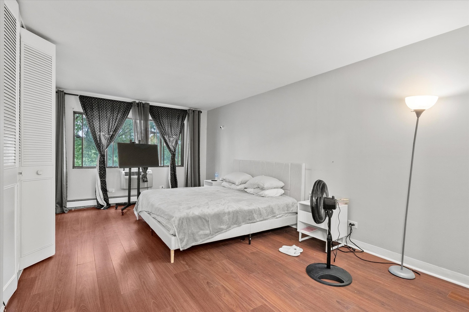 6670 South Brainard Avenue, Unit 303 Countryside, IL 60525 - Photo 12 of 19