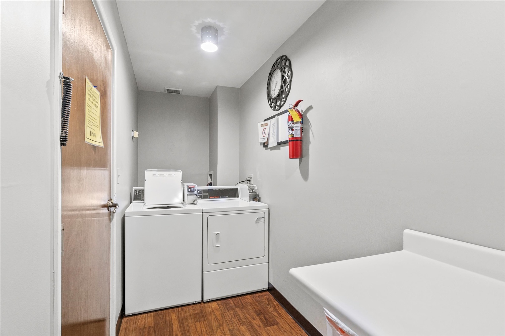 6670 South Brainard Avenue, Unit 303 Countryside, IL 60525 - Photo 17 of 19