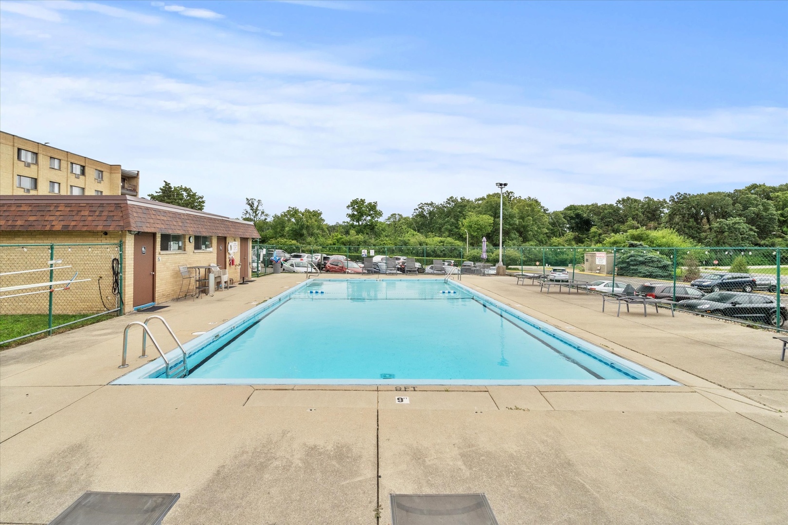 6670 South Brainard Avenue, Unit 303 Countryside, IL 60525 - Photo 3 of 19