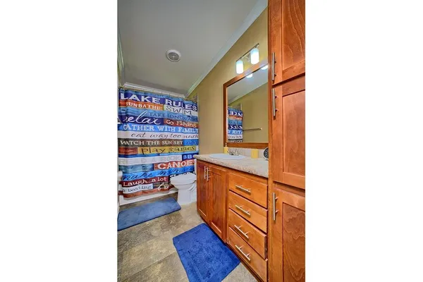 $345,000 | 510 Pecan Estates Loop, Hemphill, TX 75948